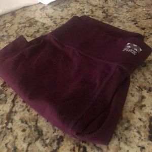 Women’s yoga pants